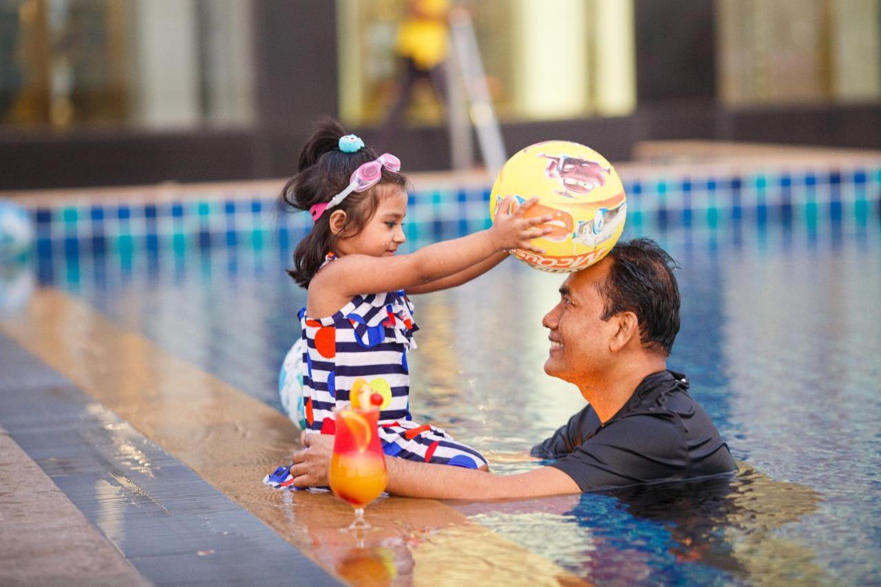 Holiday Inn Dhaka City Centre By Ihg Eksteriør billede